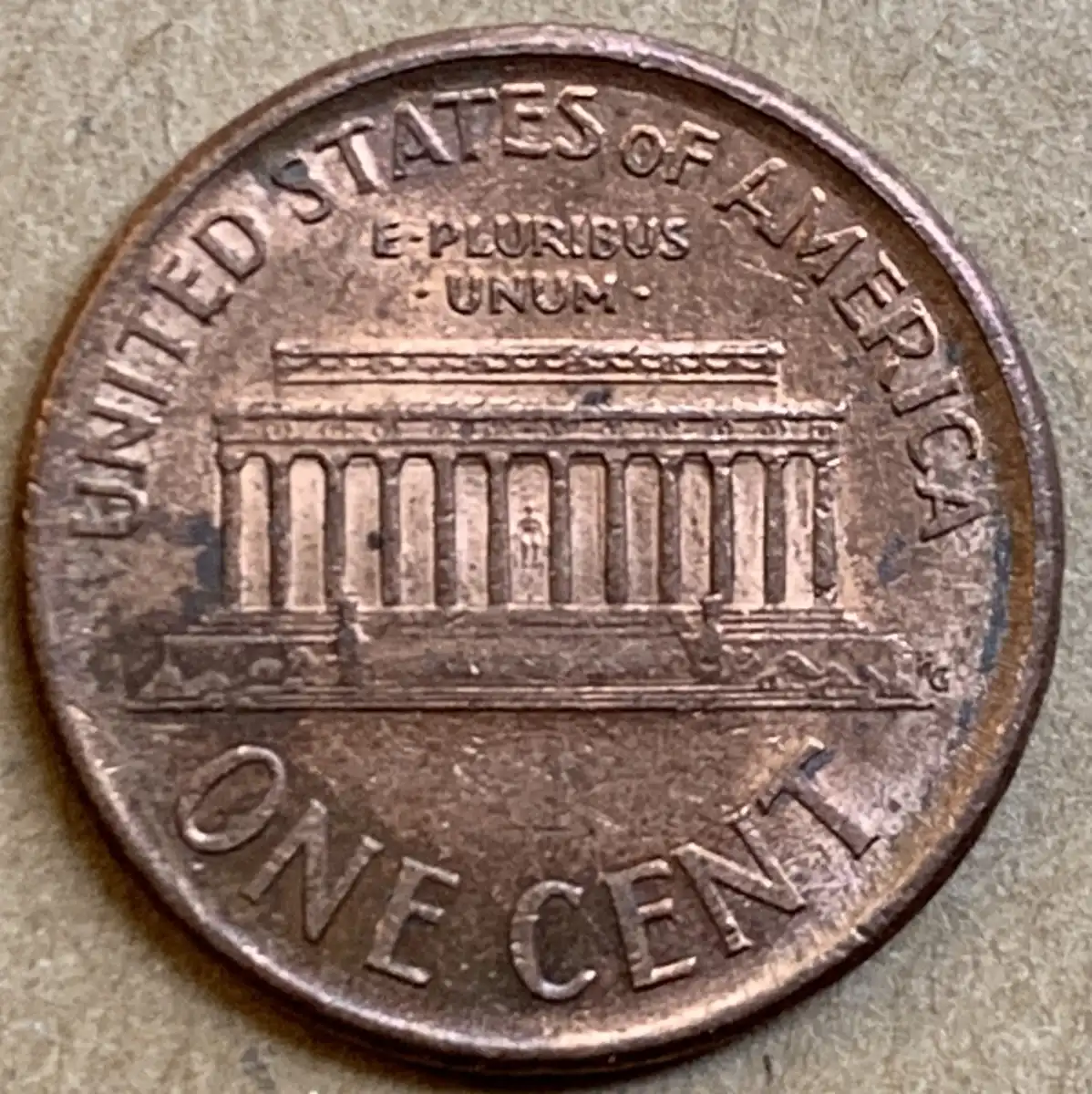 1999---P-Lincoln-Memorial-Cent-With-Broadstrike-Coin-#1-Of-3